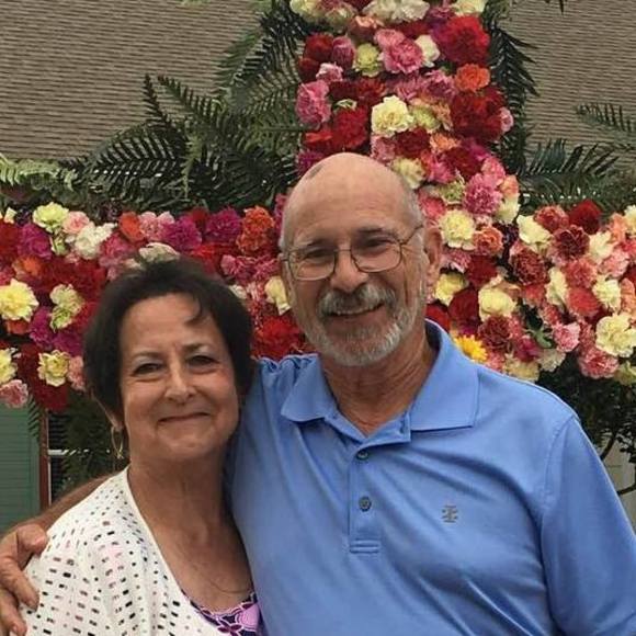 Meet your Posher, Debbie - Picture 1 of 1